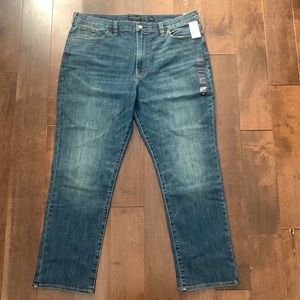 Lucky Brand Men’s 44/32 Athletic Fit Jeans